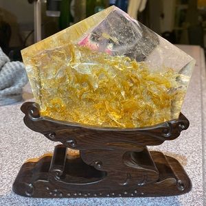 Beautiful Golden healer free form